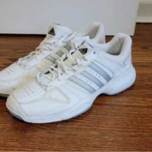 EUC Adidas Classic White and Gray Trainers
